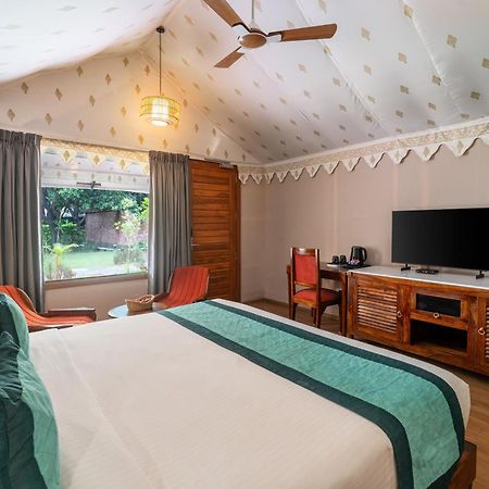 Aranya Vilas - A Nature Resort Udaipur Exteriör bild