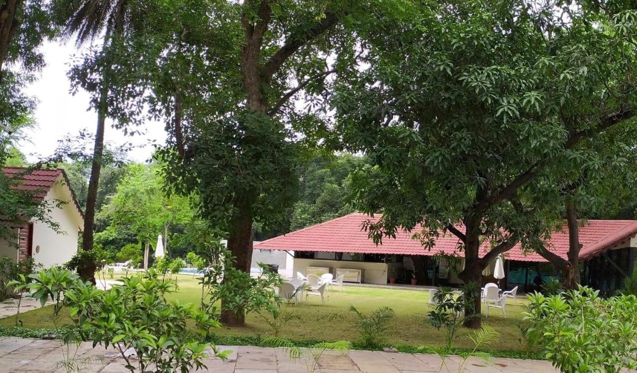 Aranya Vilas - A Nature Resort Udaipur Exteriör bild