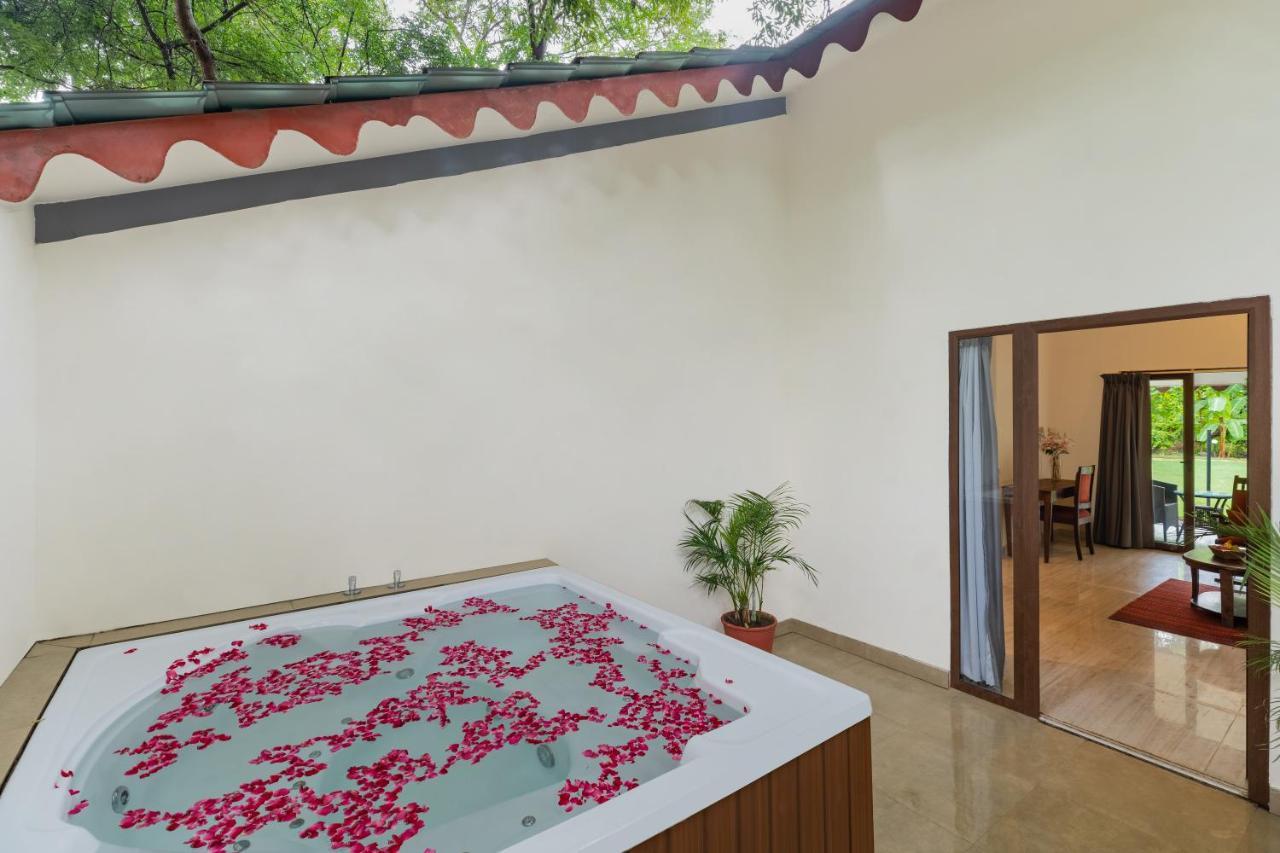 Aranya Vilas - A Nature Resort Udaipur Exteriör bild