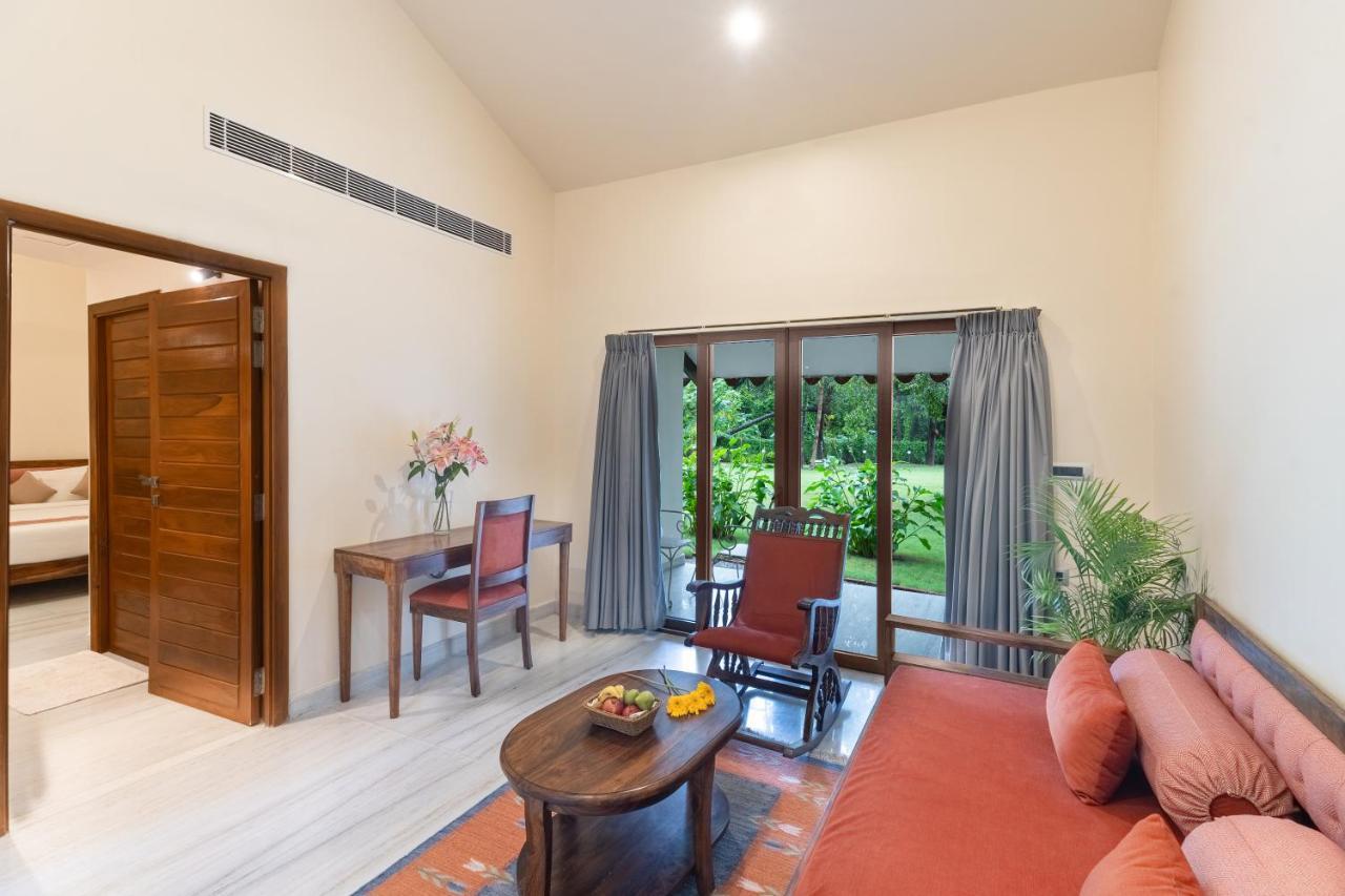 Aranya Vilas - A Nature Resort Udaipur Exteriör bild