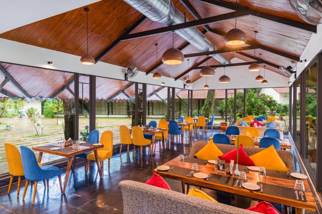 Aranya Vilas - A Nature Resort Udaipur Exteriör bild