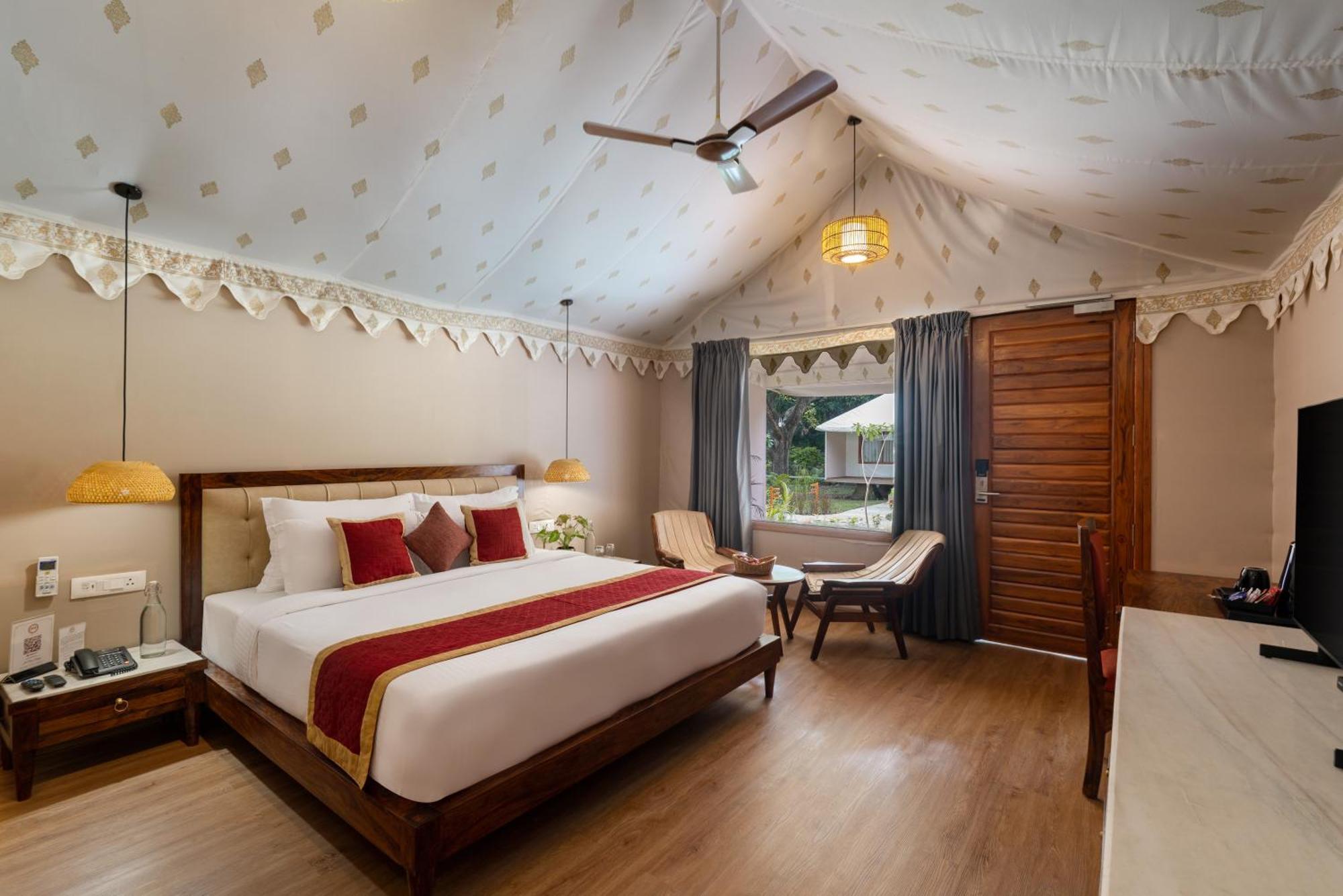 Aranya Vilas - A Nature Resort Udaipur Exteriör bild